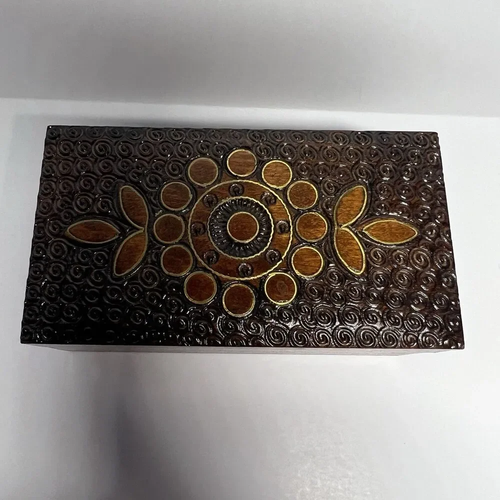 Vintage Polish Hand Carved Linden Wood Jewelry Box Keepsake Chest 4.5